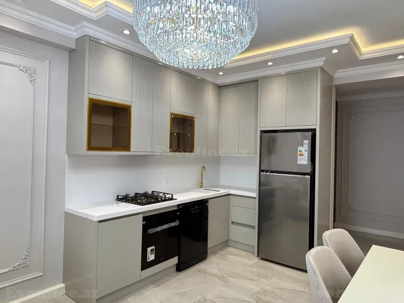 Kirayə verilir 4 otaqlı Mənzil Yeni tikili 140 m² Nəsimi r. - şəkil 6
