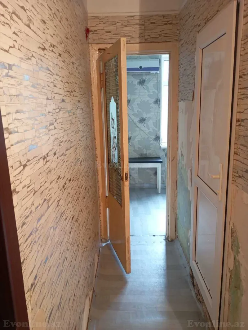 Satılır 2 otaqlı Mənzil Köhnə tikili 35 m² Neftçilər m. - şəkil 5