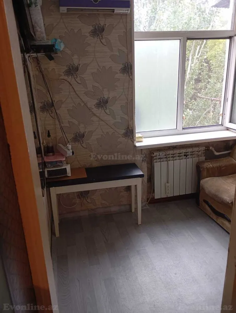 Satılır 2 otaqlı Mənzil Köhnə tikili 35 m² Neftçilər m. - şəkil 6
