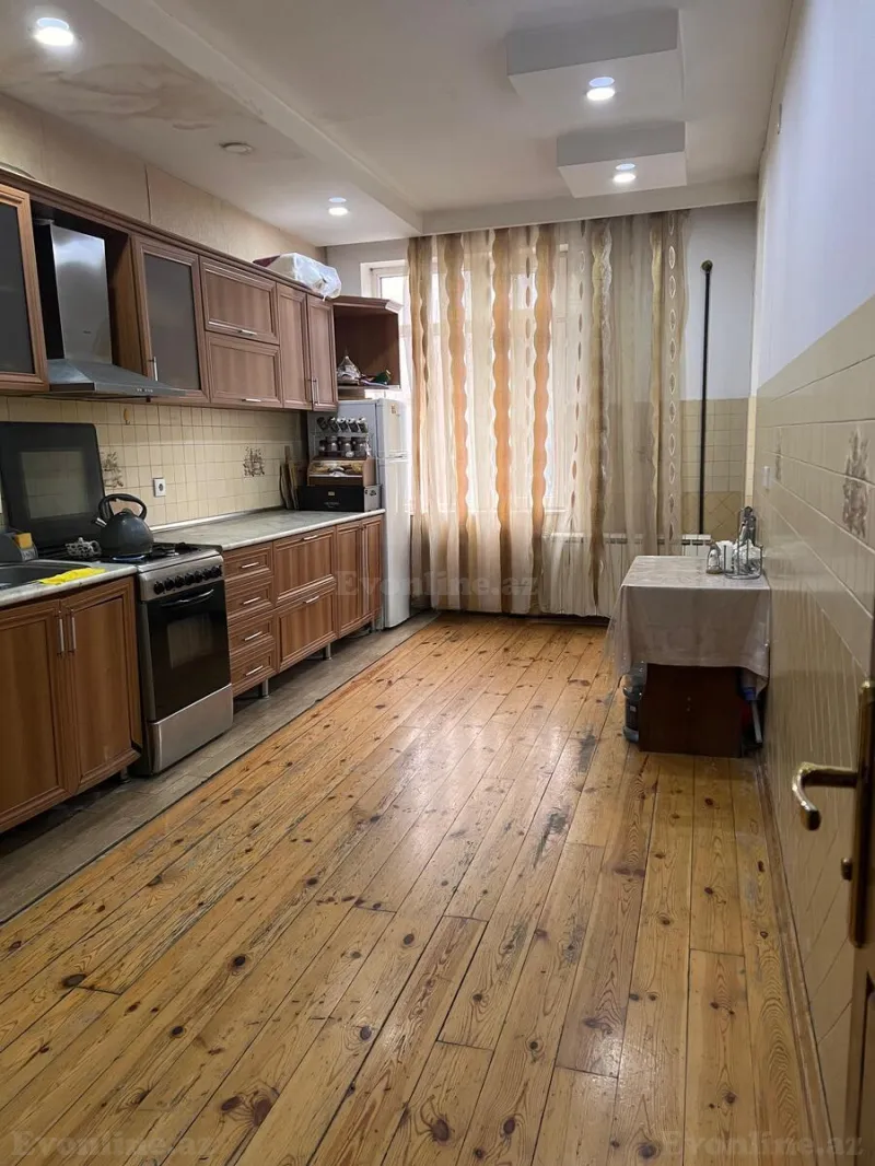 Kirayə verilir 2 otaqlı Mənzil Yeni tikili 95 m² Memar Əcəmi m. - şəkil 3
