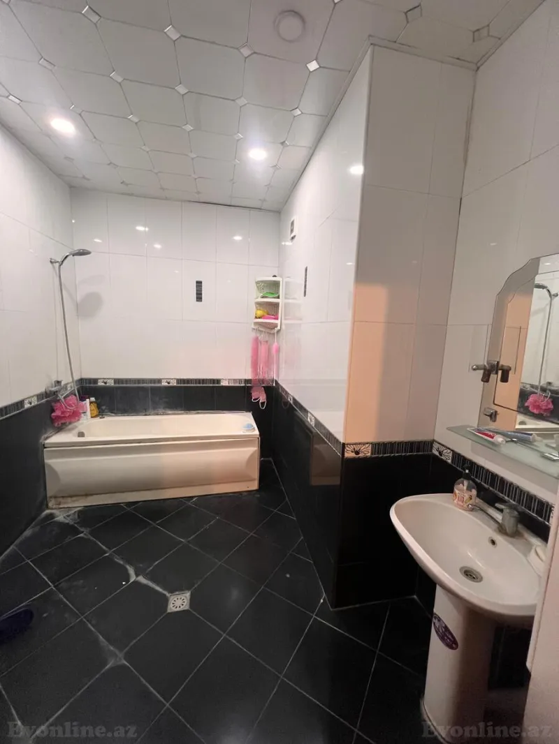 Kirayə verilir 2 otaqlı Mənzil Yeni tikili 95 m² Memar Əcəmi m. - şəkil 19