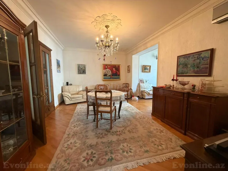2 otaqlı Mənzil 90 m² Nəriman Nərimanov m. Satılır