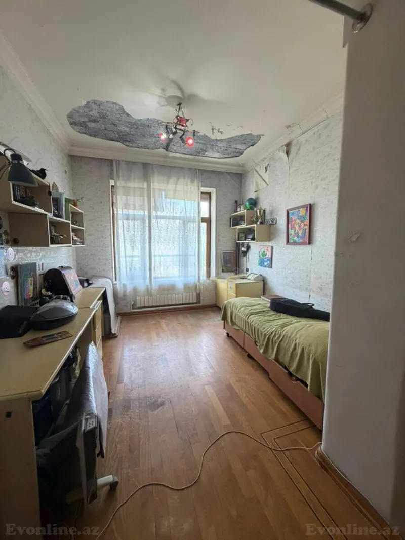 Satılır 2 otaqlı Mənzil Köhnə tikili 90 m² Nəriman Nərimanov m. - şəkil 5