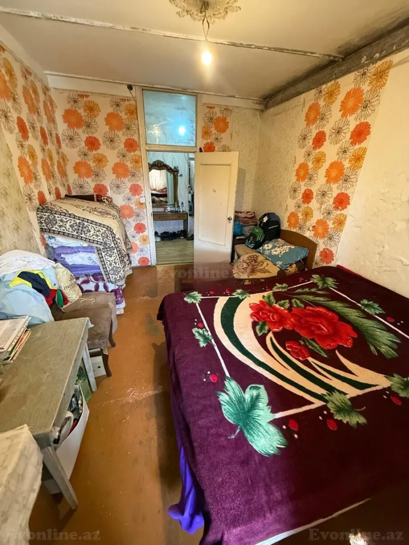 Satılır 2 otaqlı Mənzil Köhnə tikili 70 m² Yeni Yasamal - şəkil 3