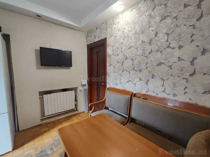Satılır 2 otaqlı Mənzil Köhnə tikili 60 m² Yasamal r. - şəkil 5