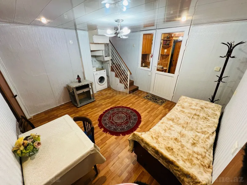 Kirayə verilir 2 otaqlı Mənzil Köhnə tikili 50 m² Səbail r.