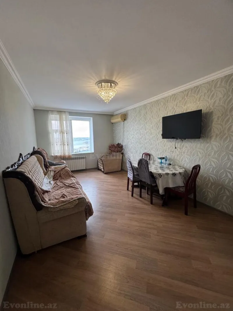 2 otaqlı Mənzil 71 m² Bakıxanov Kirayə verilir