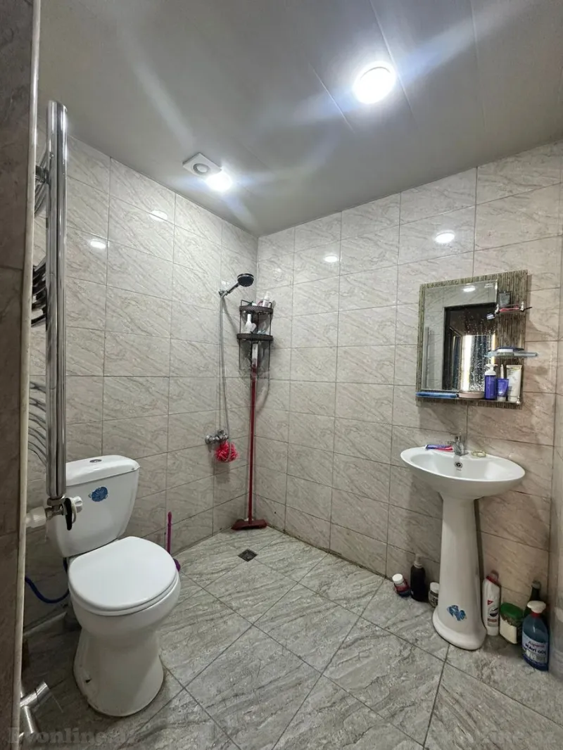Kirayə verilir 2 otaqlı Mənzil Yeni tikili 63 m² Gənclik m. - şəkil 6