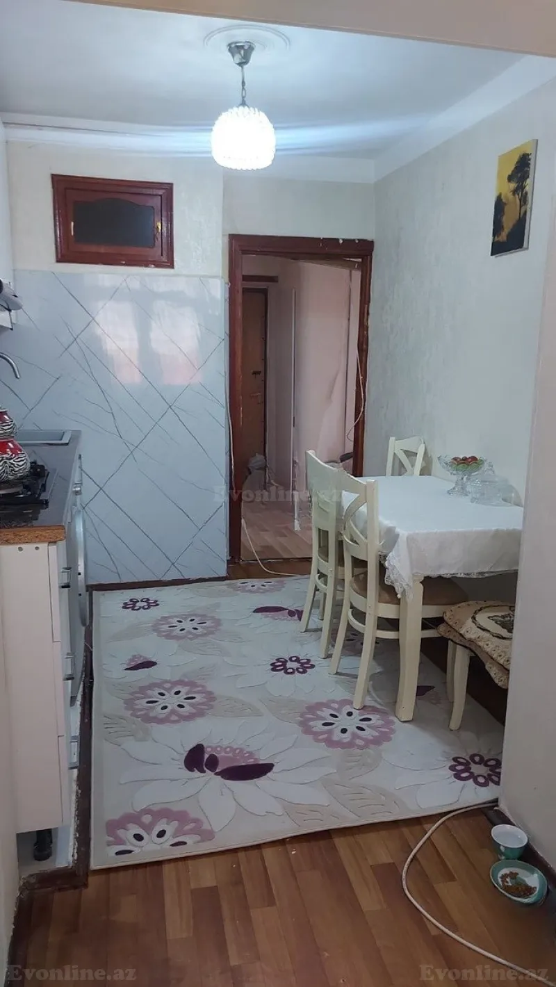Satılır 2 otaqlı Mənzil Köhnə tikili 60 m² Neftçilər m. - şəkil 9