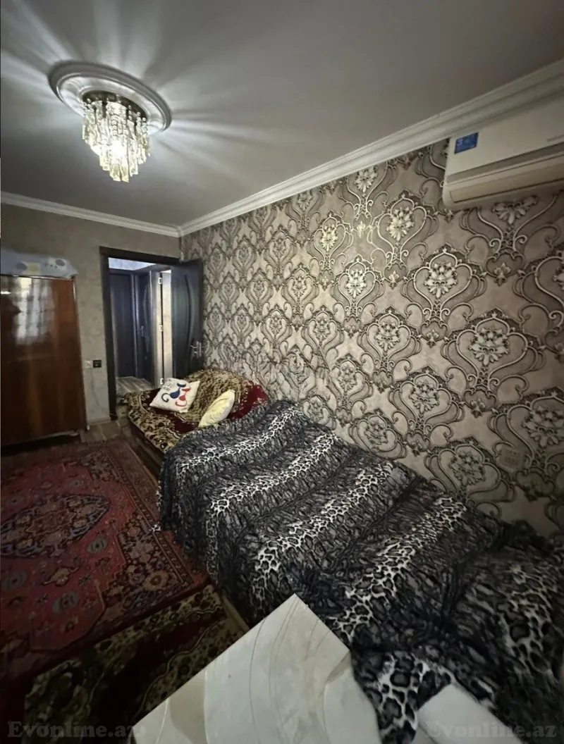Satılır 4 otaqlı Mənzil Köhnə tikili 90 m² Xalqlar Dostluğu m. - şəkil 3