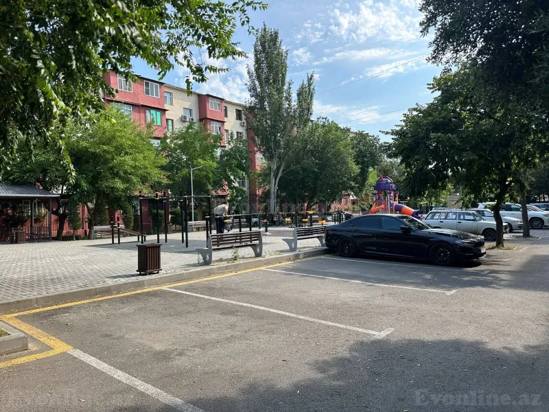 3 otaqlı Mənzil 80 m² Xalqlar Dostluğu m. Kirayə verilir