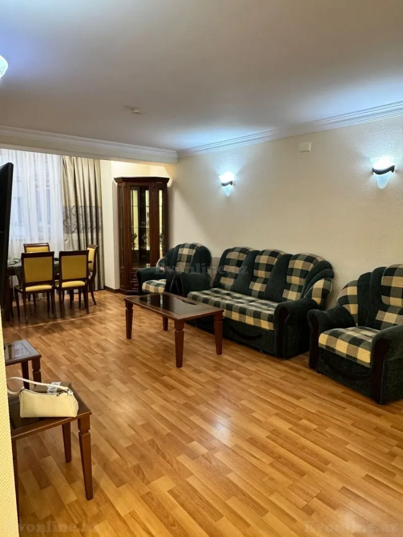 Kirayə verilir 3 otaqlı Mənzil Yeni tikili 120 m² Elmlər Akademiyası m. - şəkil 3