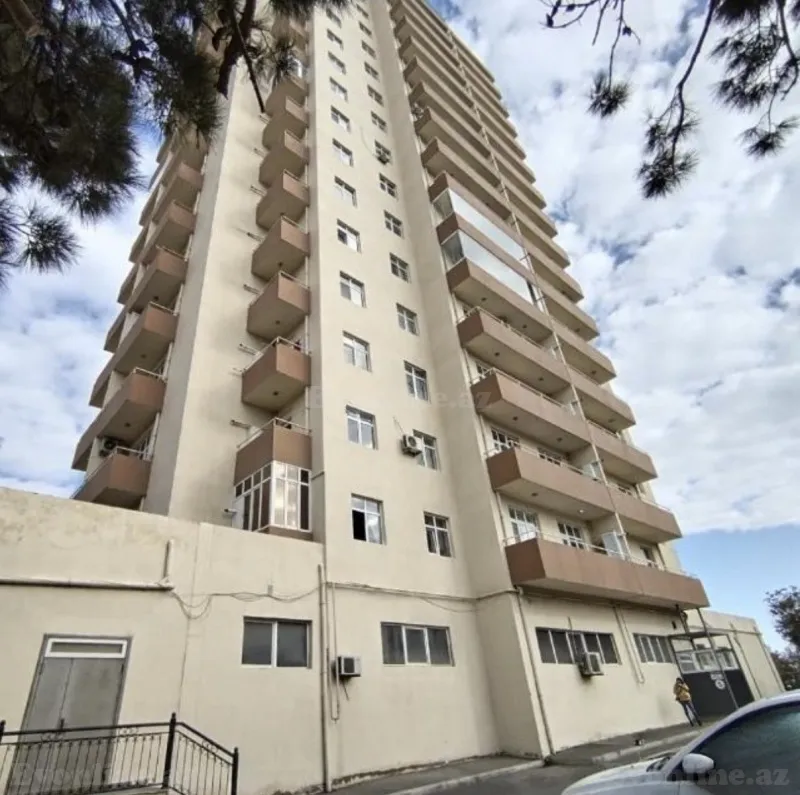 2 otaqlı Mənzil 90 m² Qaraçuxur Kirayə verilir