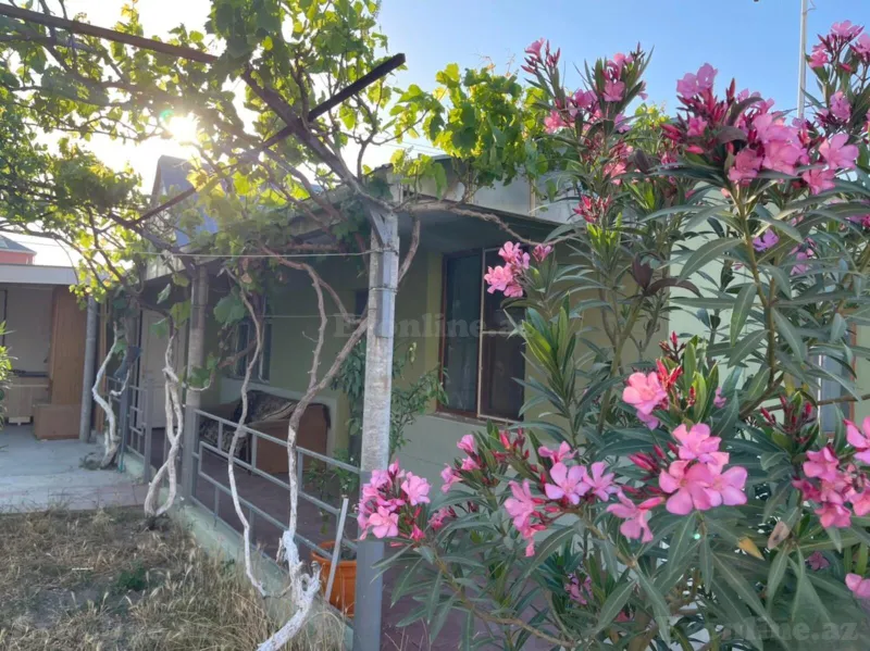 2 otaqlı Həyət evi 80 m² Hövsan Kirayə verilir