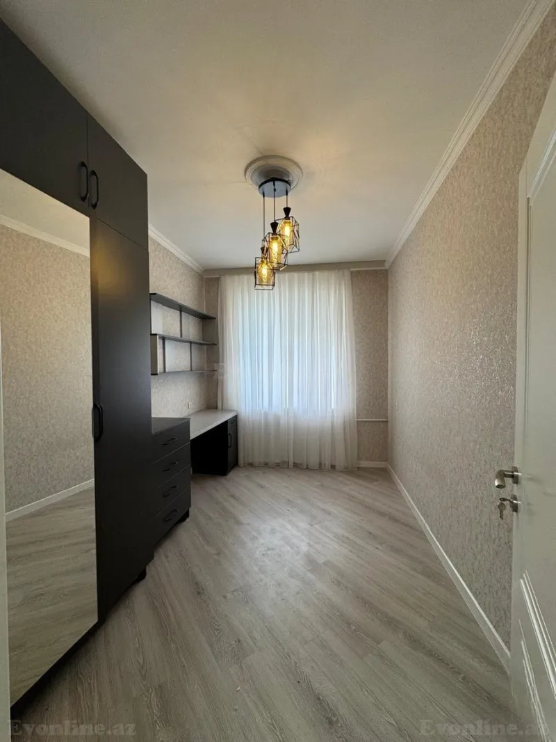 Satılır 3 otaqlı Mənzil Köhnə tikili 67 m² Azadlıq prospekti m. - şəkil 4