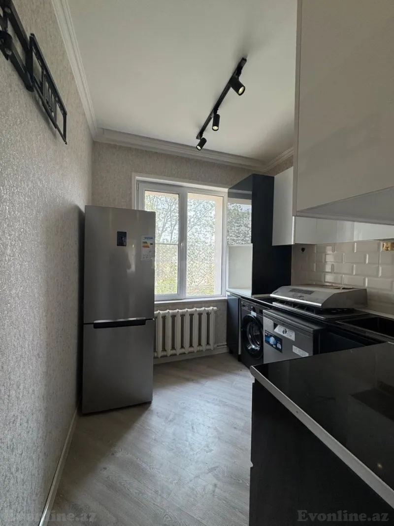 Satılır 3 otaqlı Mənzil Köhnə tikili 67 m² Azadlıq prospekti m. - şəkil 6