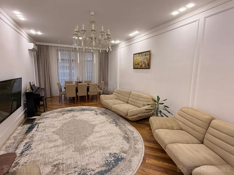 Satılır 4 otaqlı Mənzil Yeni tikili 138 m² Yasamal r. - şəkil 3