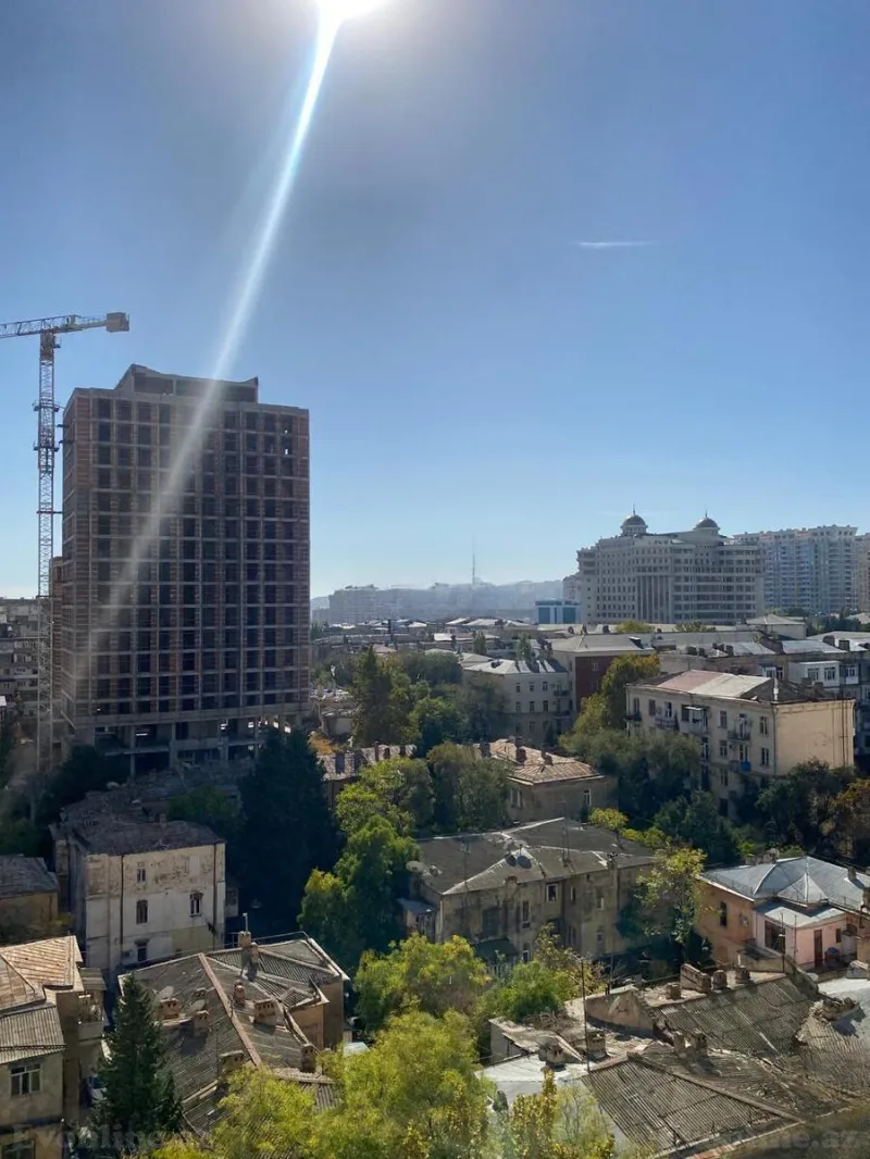 Satılır 4 otaqlı Mənzil Yeni tikili 170 m² Gənclik m. - şəkil 17