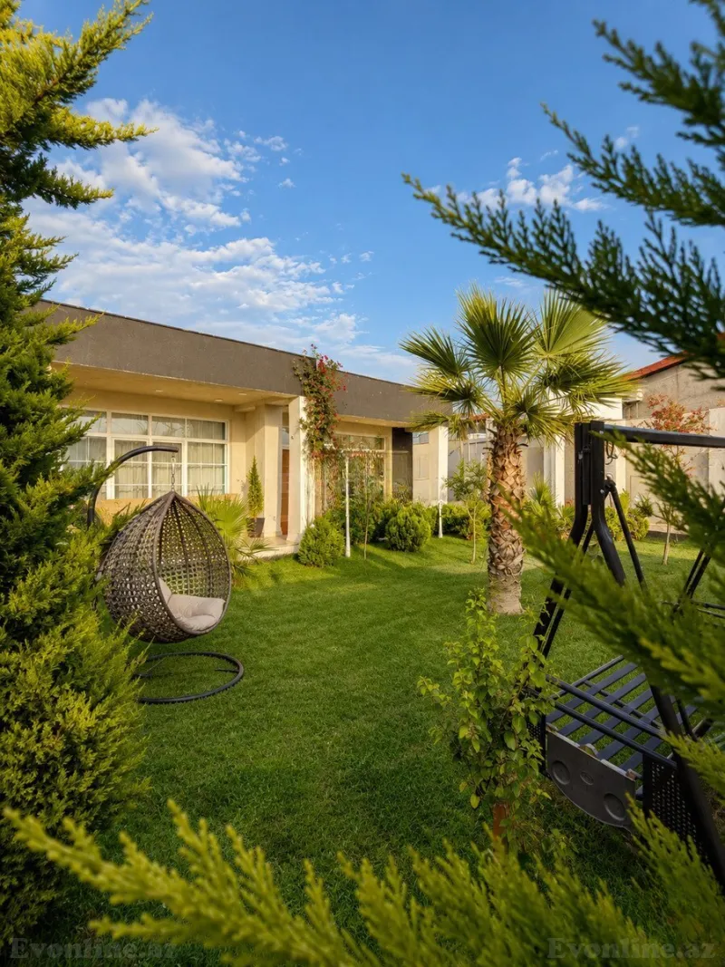 4 otaqlı Həyət evi 140 m² Şüvəlan Satılır