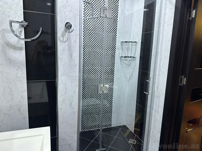 Satılır 3 otaqlı Mənzil Yeni tikili 120 m² 28 May m. - şəkil 10