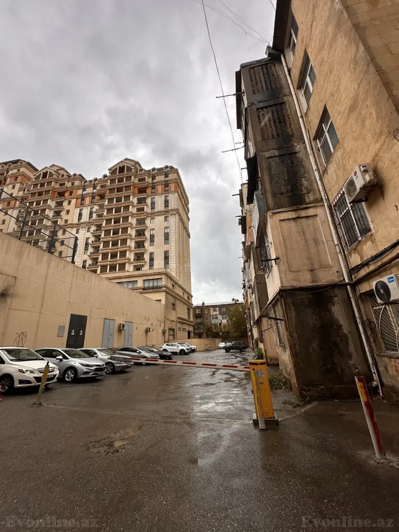Satılır 3 otaqlı Mənzil Köhnə tikili 75 m² Nizami m. - şəkil 4
