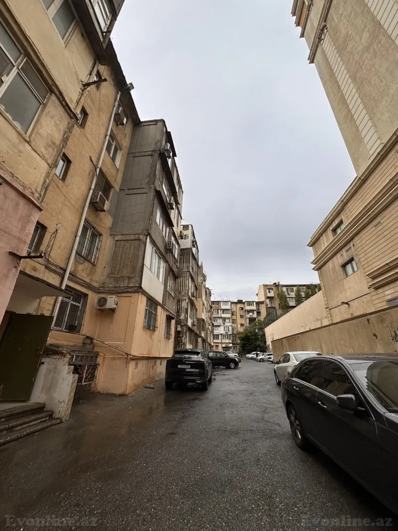 Satılır 3 otaqlı Mənzil Köhnə tikili 75 m² Nizami m. - şəkil 5