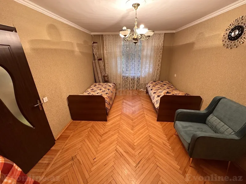 Satılır 3 otaqlı Mənzil Köhnə tikili 75 m² Nizami m. - şəkil 10
