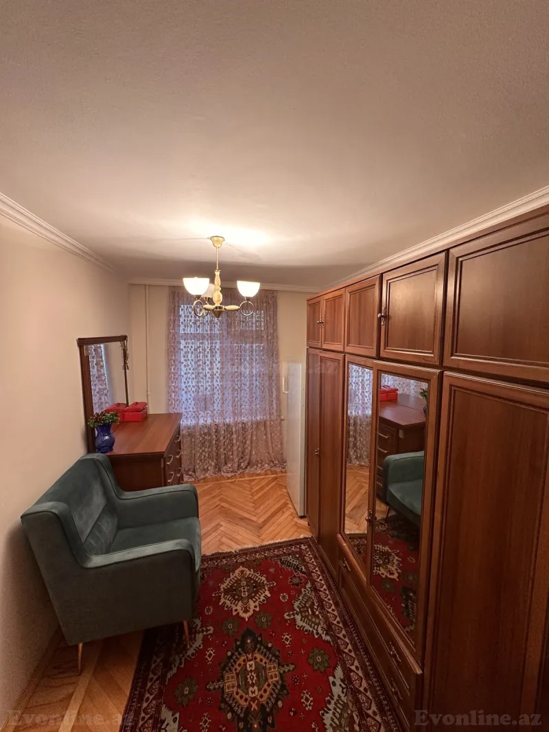 Satılır 3 otaqlı Mənzil Köhnə tikili 75 m² Nizami m. - şəkil 13