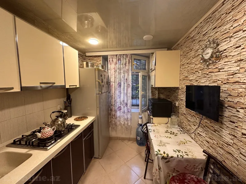 Satılır 3 otaqlı Mənzil Köhnə tikili 75 m² Nizami m. - şəkil 16