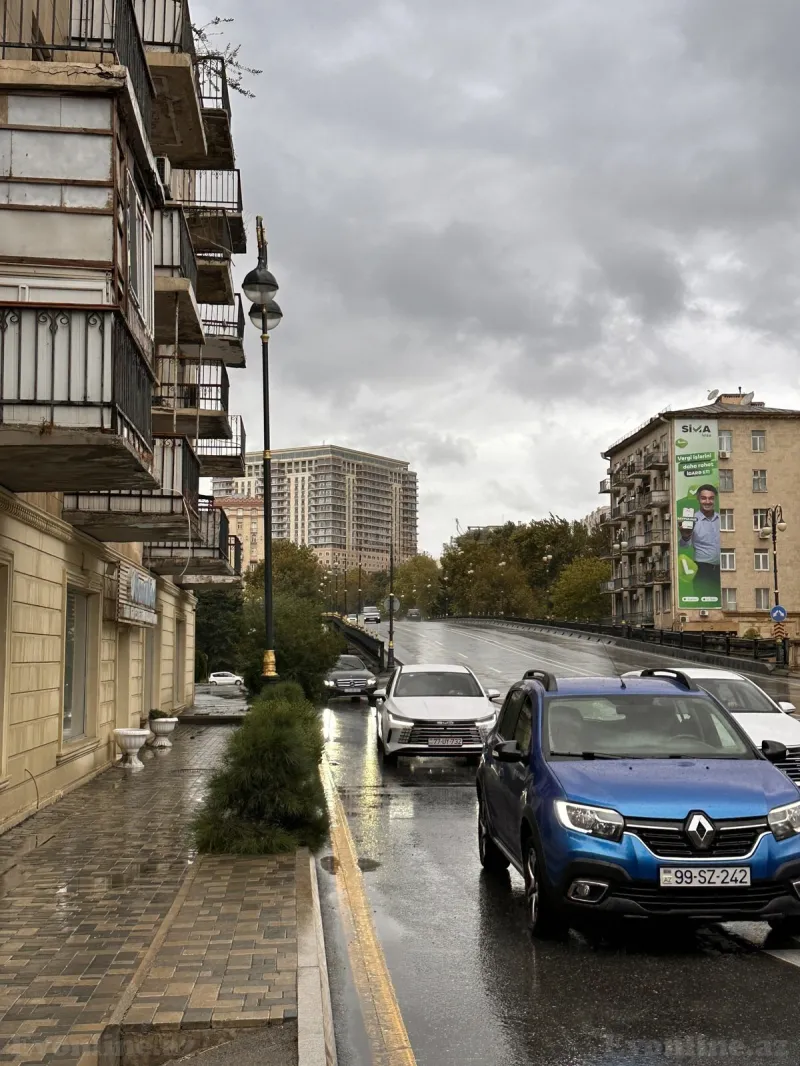 Satılır 3 otaqlı Mənzil Köhnə tikili 75 m² Nizami m. - şəkil 21