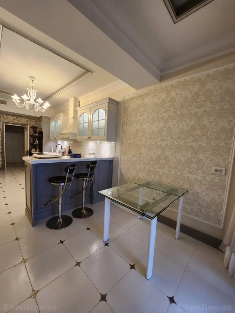 Kirayə verilir 3 otaqlı Mənzil Yeni tikili 211 m² Nərimanov r. - şəkil 12