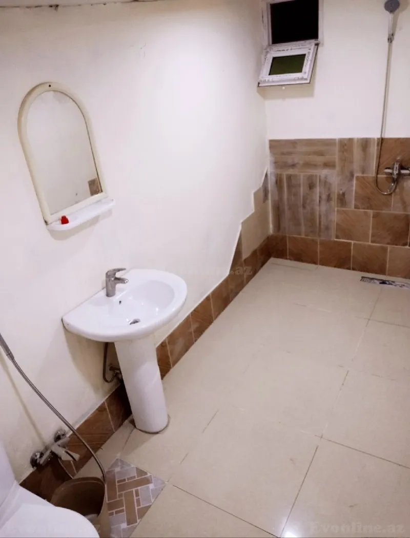 Kirayə verilir 2 otaqlı Mənzil Köhnə tikili 70 m² Elmlər Akademiyası m. - şəkil 4