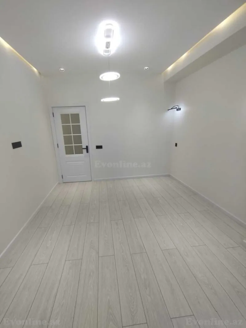 Satılır 3 otaqlı Mənzil Yeni tikili 82 m² Neftçilər m. - şəkil 3