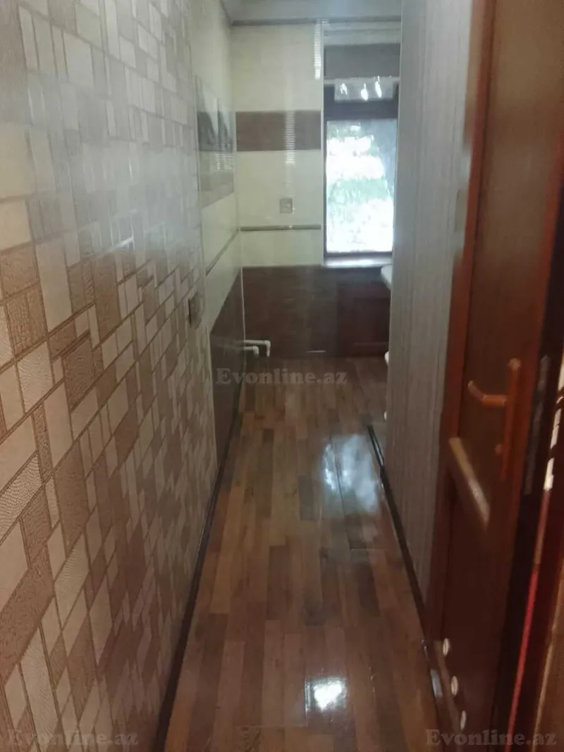 Satılır 2 otaqlı Mənzil Köhnə tikili 45 m² 8-ci mikrorayon - şəkil 2