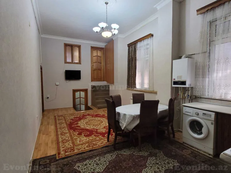 Satılır 4 otaqlı Mənzil Köhnə tikili 75 m² Yasamal r. - şəkil 2