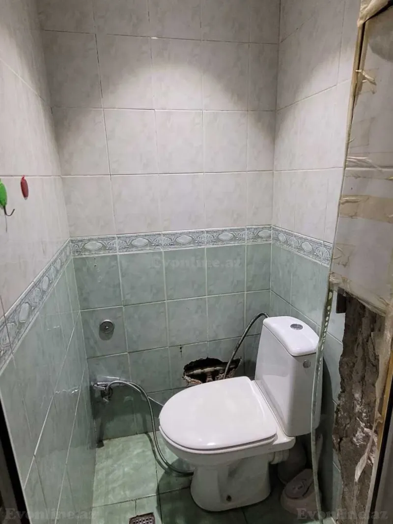 Satılır 4 otaqlı Mənzil Köhnə tikili 75 m² Yasamal r. - şəkil 6