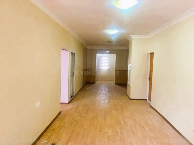 Kirayə verilir Obyekt 100 m² 8 Noyabr m. - şəkil 2
