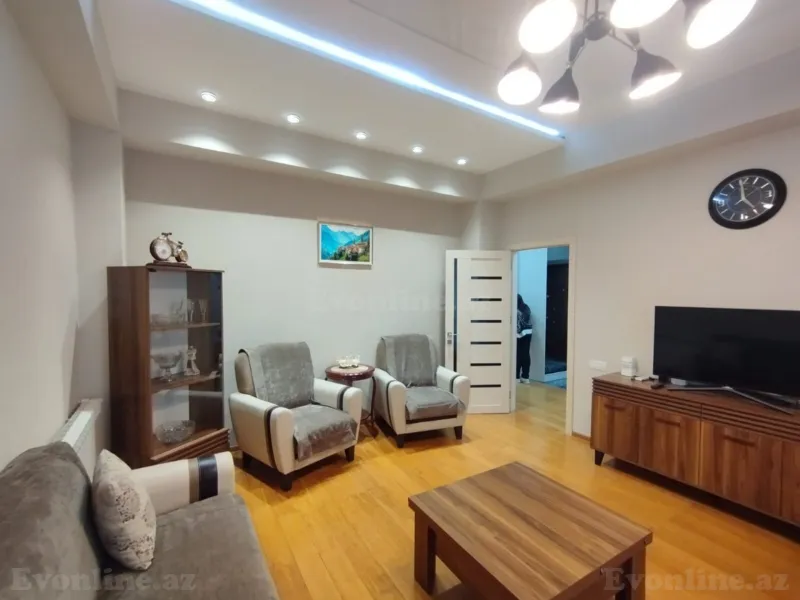3 otaqlı Mənzil 110 m² Ağ şəhər Kirayə verilir