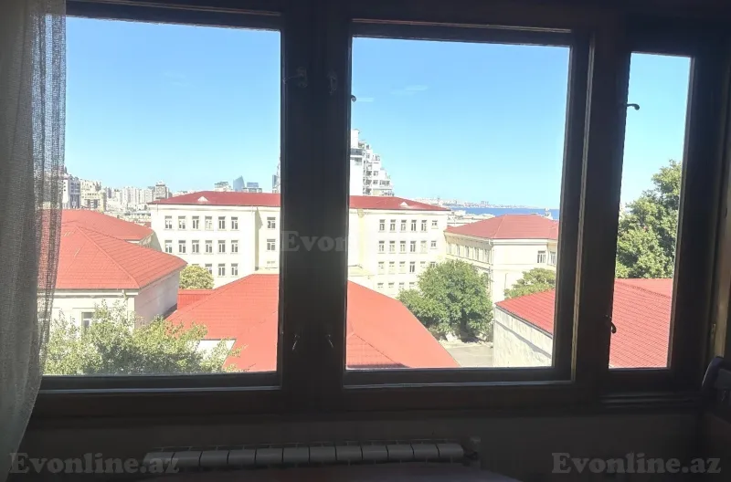 Kirayə verilir 3 otaqlı Mənzil Köhnə tikili 106 m² Səbail r. - şəkil 9
