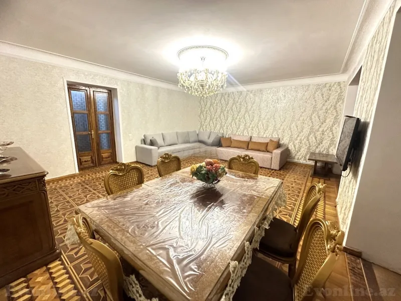 Kirayə verilir 3 otaqlı Mənzil Köhnə tikili 106 m² Səbail r. - şəkil 10