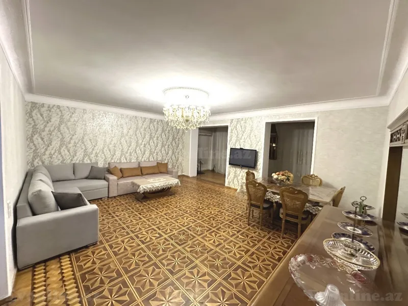 Kirayə verilir 3 otaqlı Mənzil Köhnə tikili 106 m² Səbail r. - şəkil 11