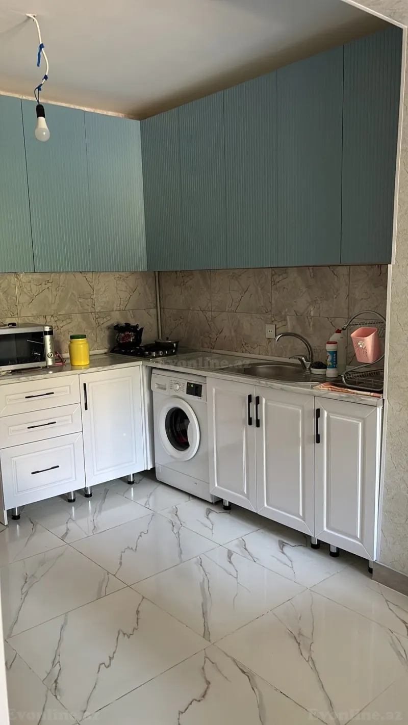 Kirayə verilir 3 otaqlı Mənzil Köhnə tikili 70 m² Həzi Aslanov