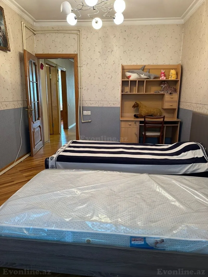 Kirayə verilir 3 otaqlı Mənzil Köhnə tikili 80 m² 8-ci mikrorayon - şəkil 9