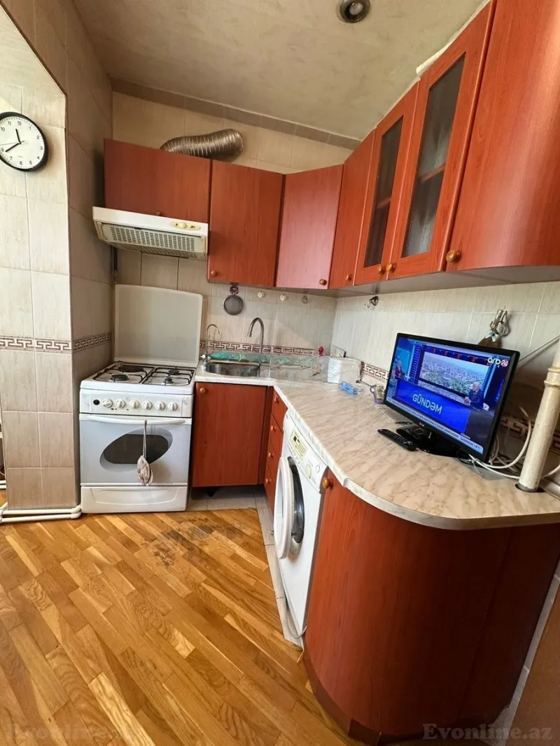 Kirayə verilir 3 otaqlı Mənzil Köhnə tikili 80 m² 8-ci mikrorayon - şəkil 13