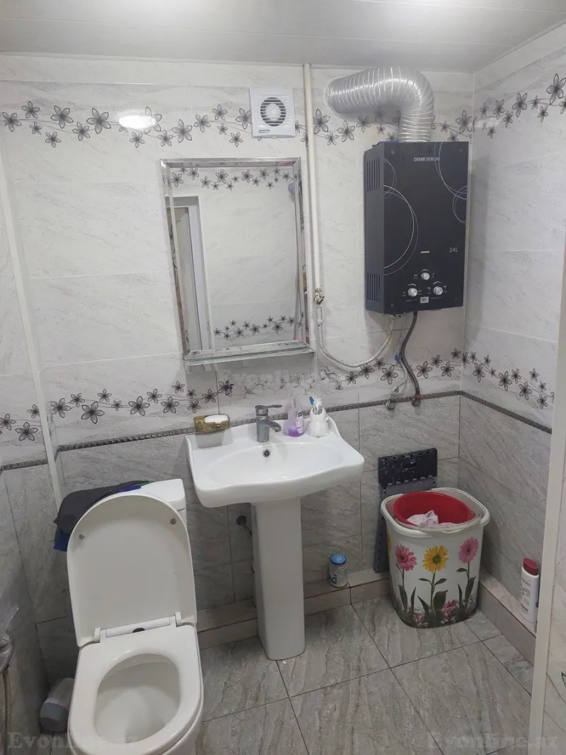 Satılır 2 otaqlı Mənzil Köhnə tikili 40 m² Elmlər Akademiyası m. - şəkil 2