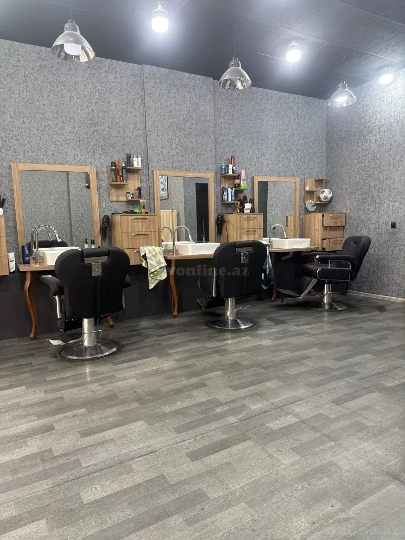 Obyekt 40 m² Elmlər Akademiyası m. Kirayə verilir