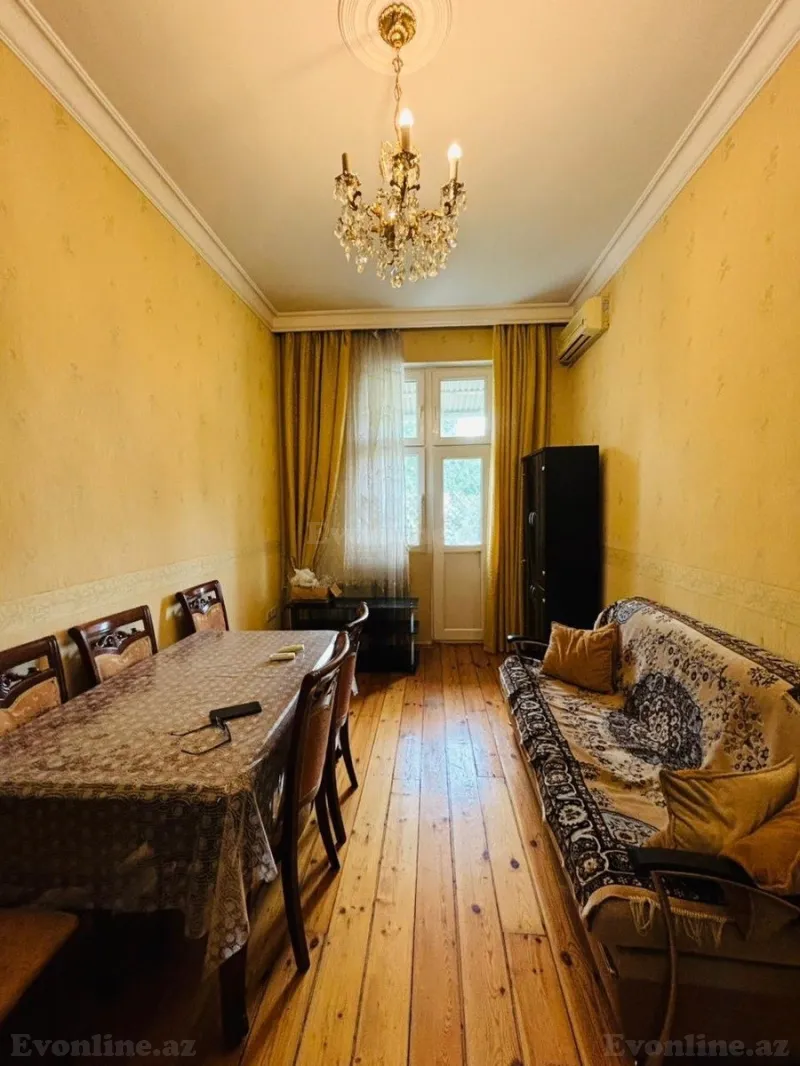 Satılır 2 otaqlı Mənzil Köhnə tikili 47 m² Bakıxanov - şəkil 2