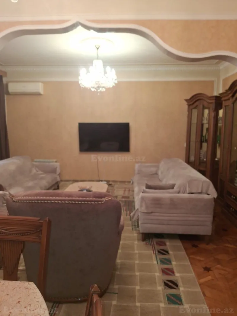 Satılır 5 otaqlı Mənzil Köhnə tikili 144 m² Xalqlar Dostluğu m. - şəkil 3