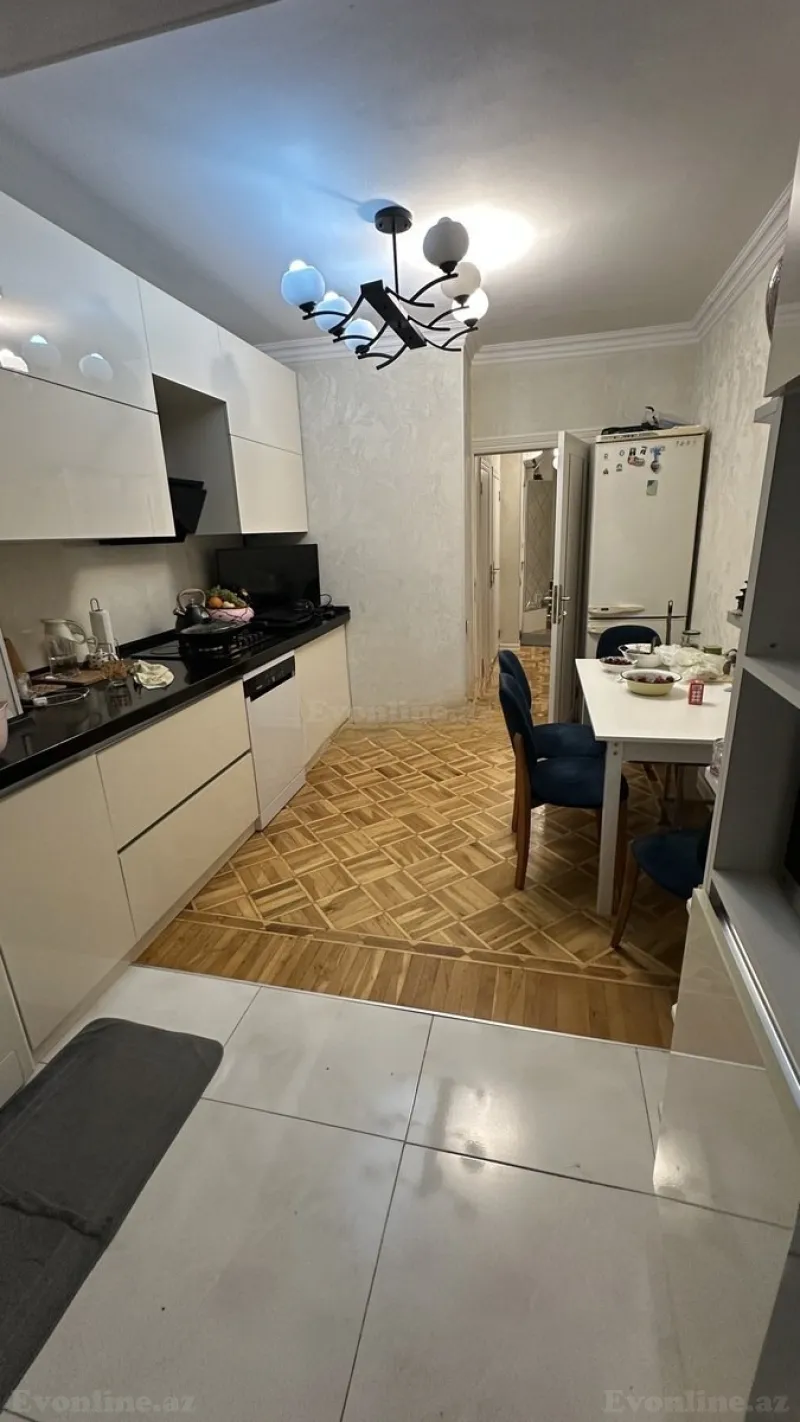 Satılır 3 otaqlı Mənzil Köhnə tikili 70 m² 8-ci mikrorayon - şəkil 8