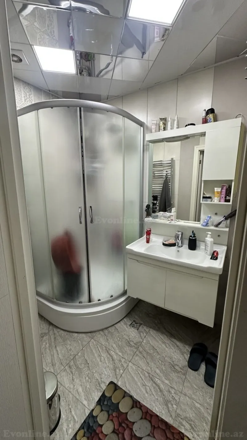 Satılır 3 otaqlı Mənzil Köhnə tikili 70 m² 8-ci mikrorayon - şəkil 13